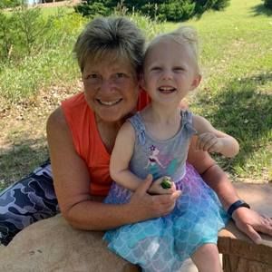 Meet your Posher, Linda